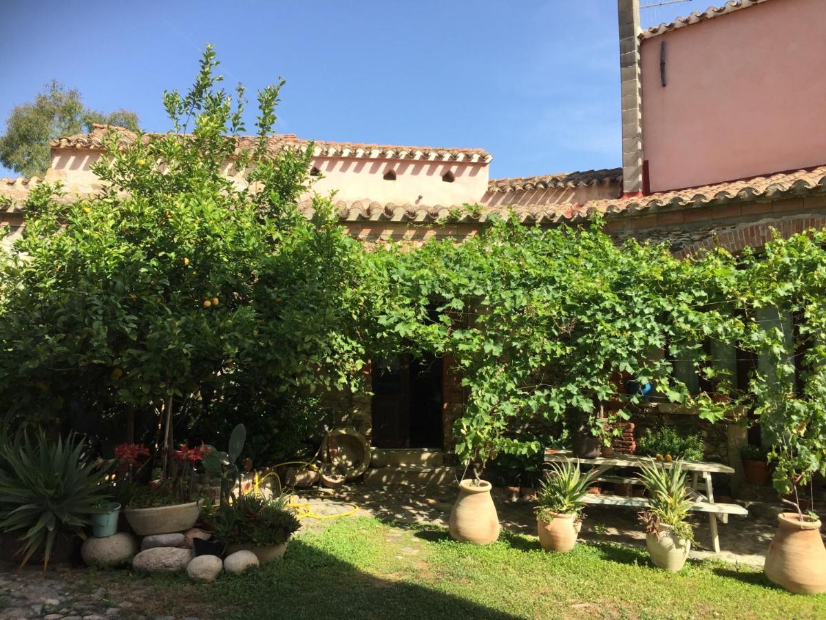 Il Portico Guesthouse Muravera Exterior photo